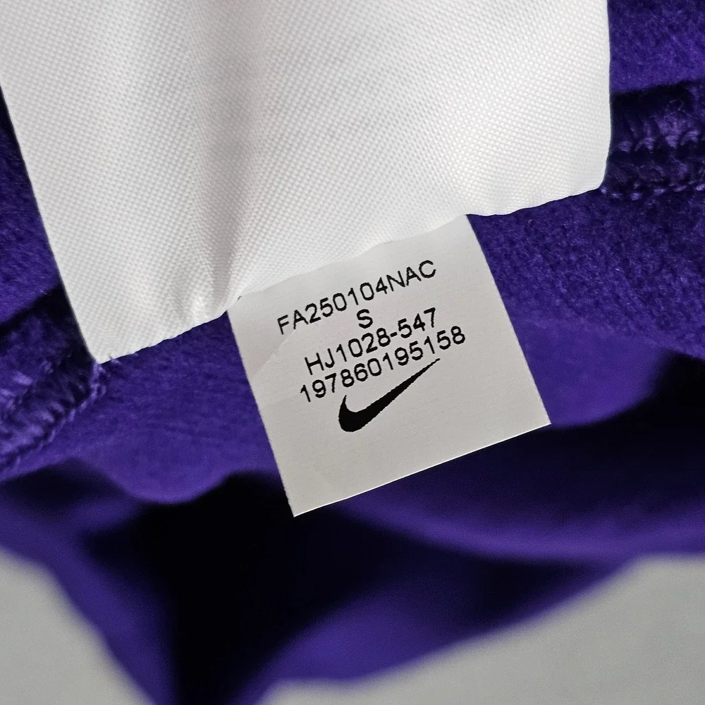 Nike Kobe Bryant Mamba Kids' Therma-FIT Pullover Hoodie HJ1028-547‎ Size Small